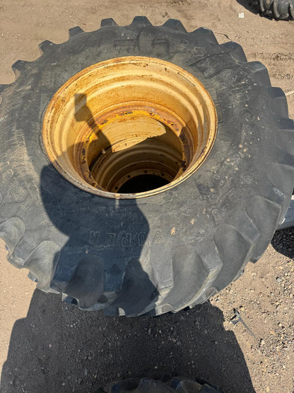 30.5L-32 Tires