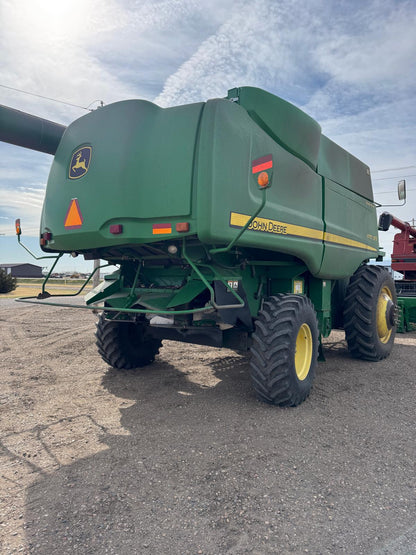 2008 9770 STS John Deere combine
