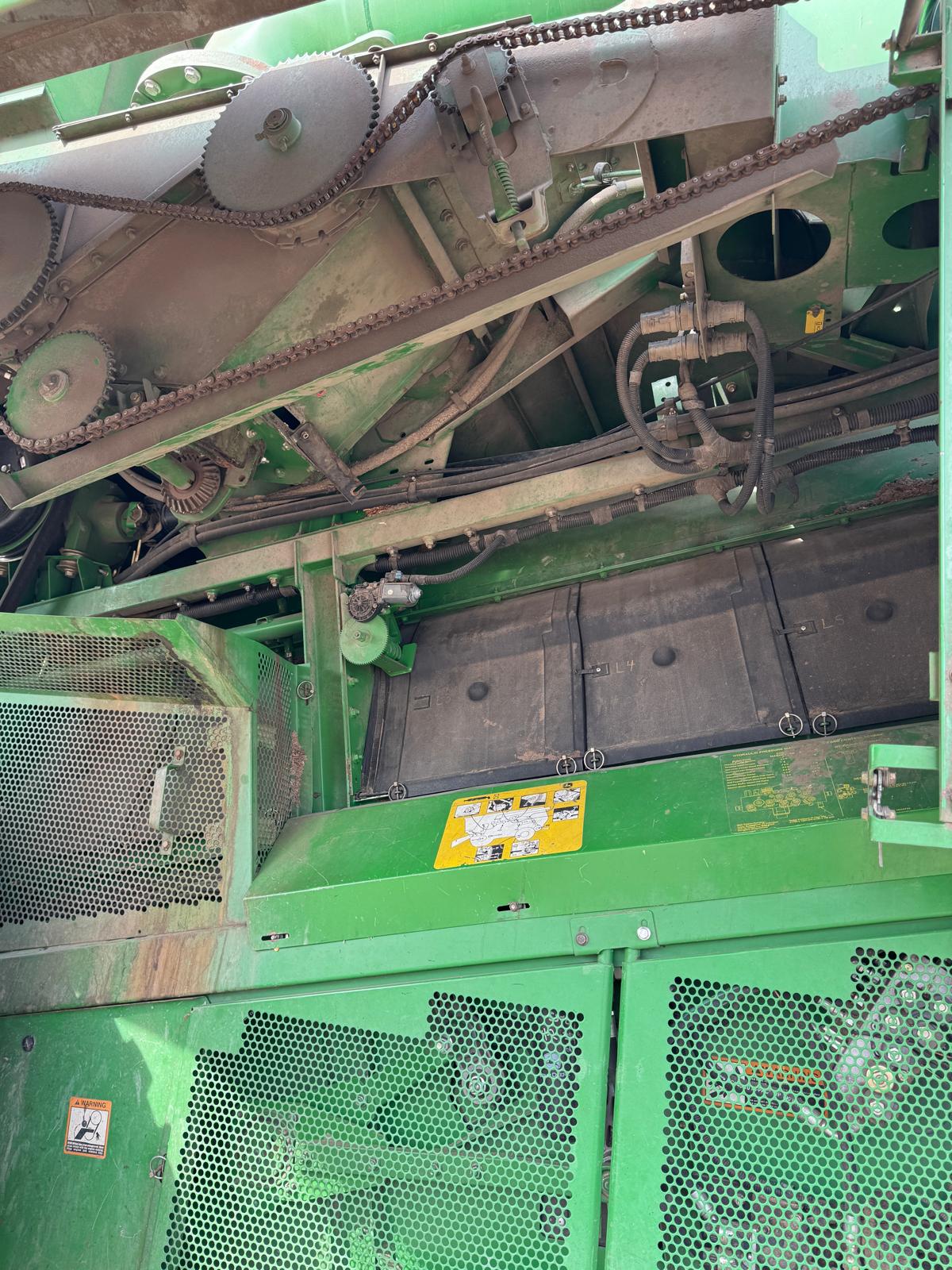 2008 9770 STS John Deere combine